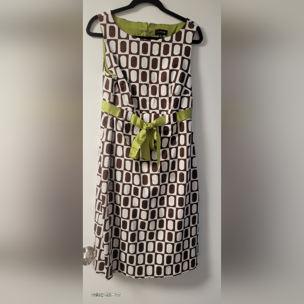 Avenue Brown and White Sundress Sleeveless Scoop Neck